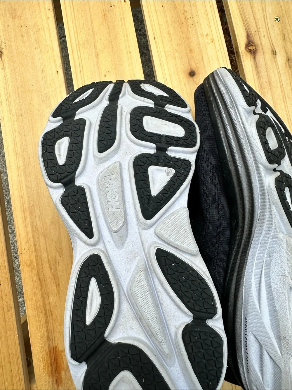 Hoka Bondi Black Women's Size 7 Wide Pre Owned - Picture 4 of 9